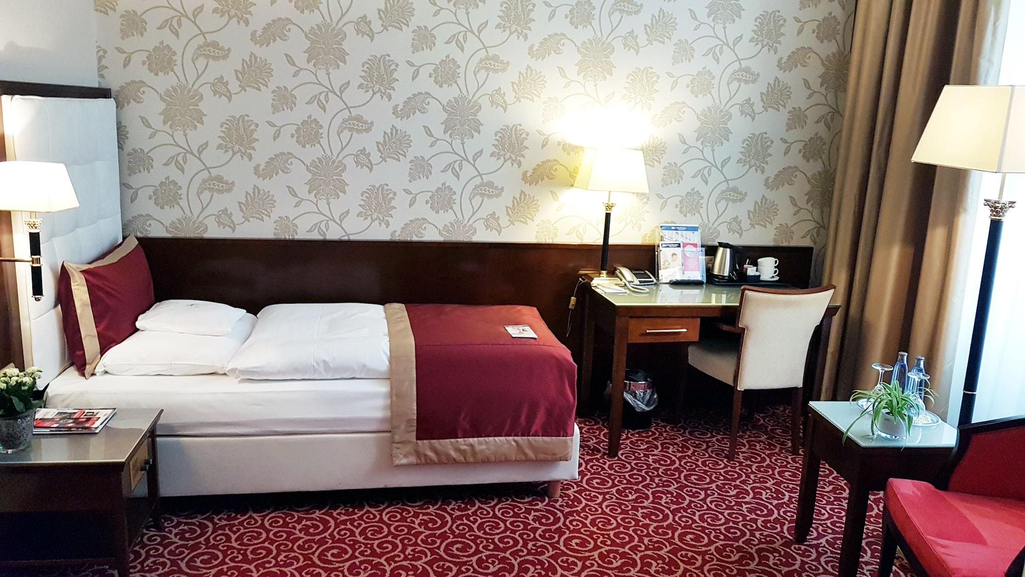 Best Western Plus Hotel Stadtpalais Брауншвейг Экстерьер фото