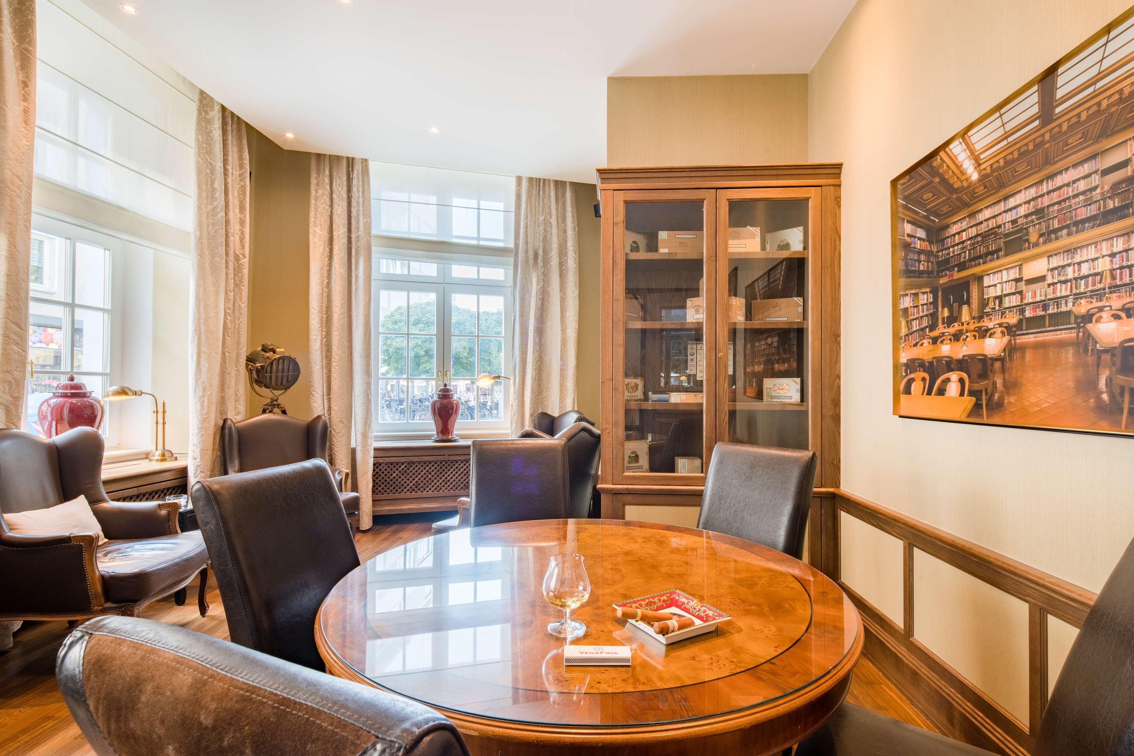 Best Western Plus Hotel Stadtpalais Брауншвейг Экстерьер фото