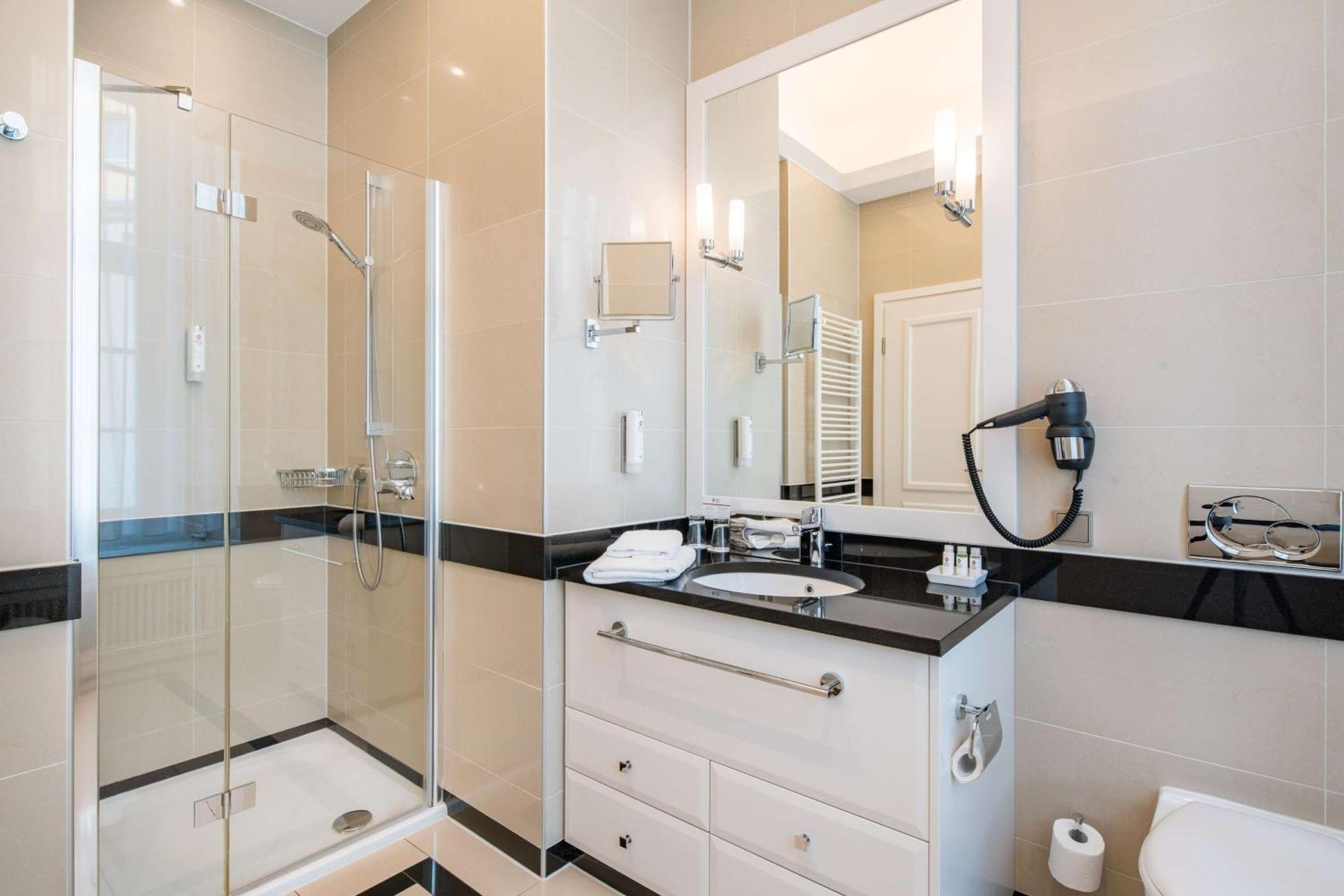 Best Western Plus Hotel Stadtpalais Брауншвейг Экстерьер фото