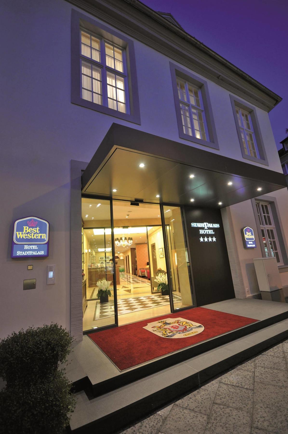 Best Western Plus Hotel Stadtpalais Брауншвейг Экстерьер фото